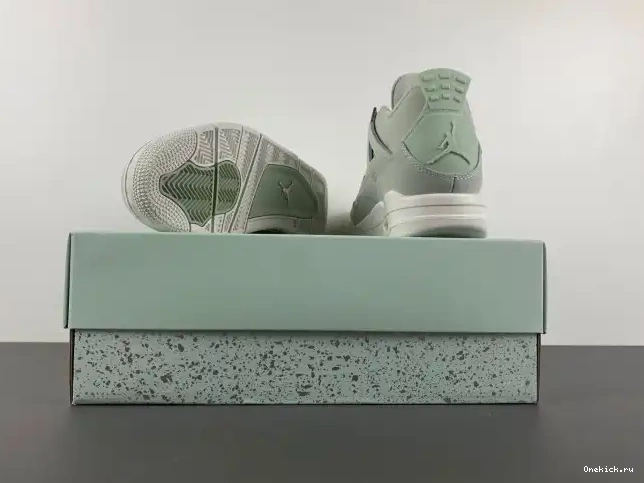 One Kick 4 (W) HV0823-003 Jordan Air Seafoam 0616